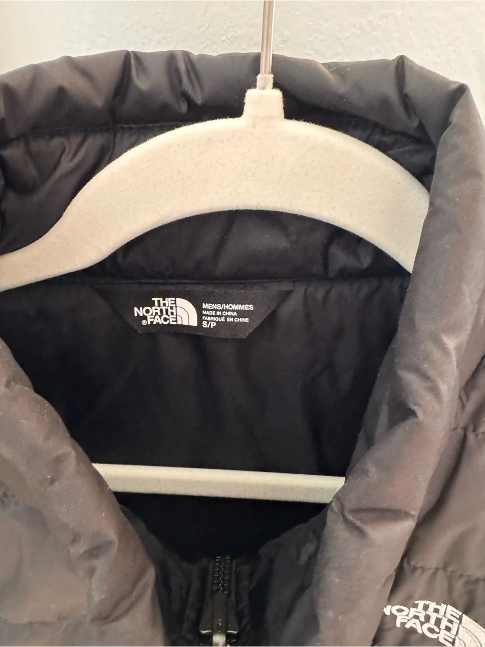 The North Face Men's Black Hooded Insulated Puffer Jacket